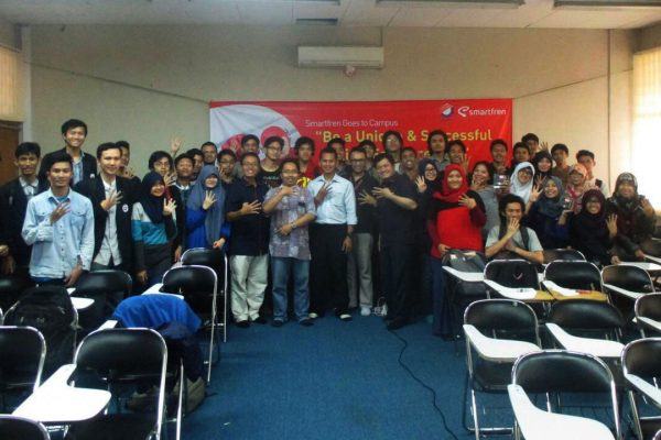 Smartfren Goes To Campus