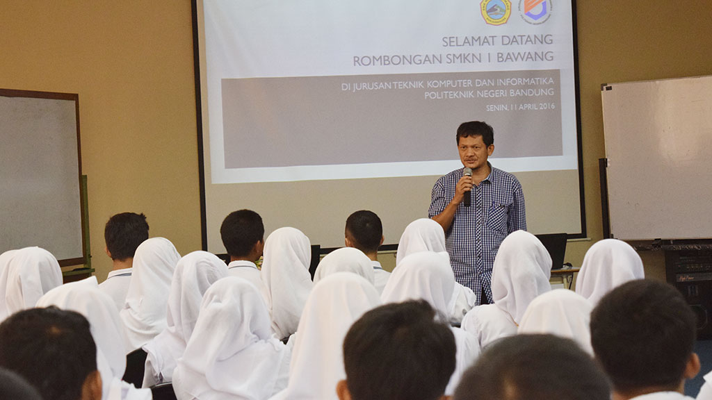 Kunjungan dari SMKN 1 Bawang ke JTK