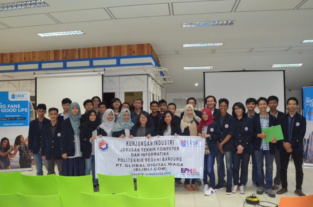 Kunjungan Industri JTK 2015 ke Blibli (4)