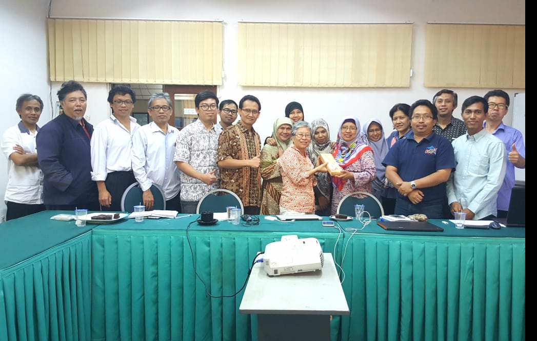 Brainstorming Kurikulum dengan Bu Inge (1)