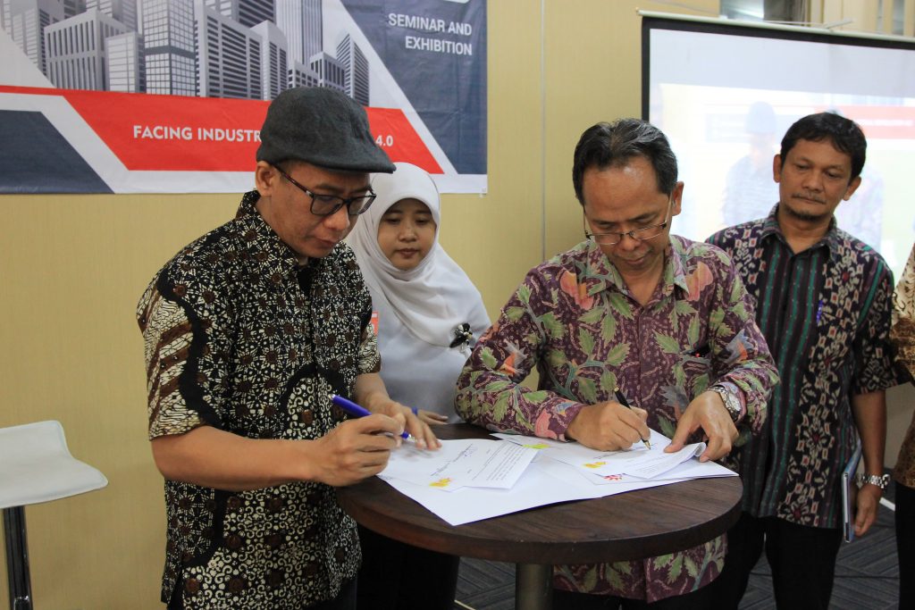 MoU Polban dan DDS Telkom (2)