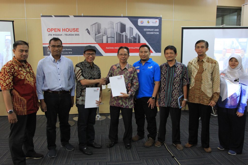 MoU Polban dan DDS Telkom (4)
