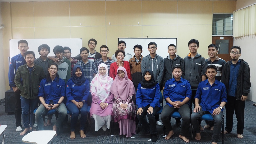 Kuliah Tamu Rinnie Hasan - 4
